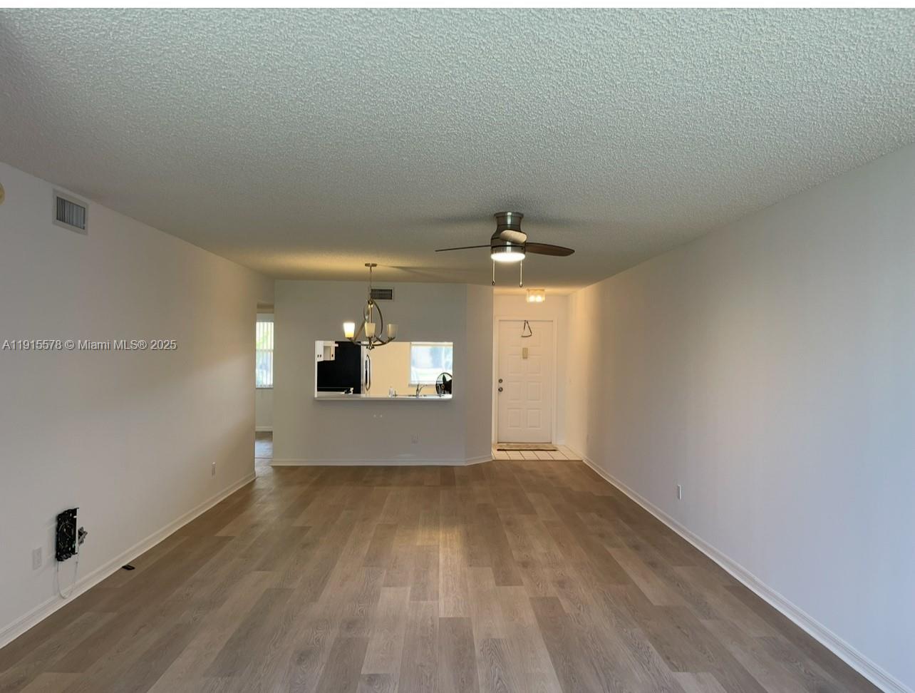 SUNRISE LAKES 187 CONDO - Residential