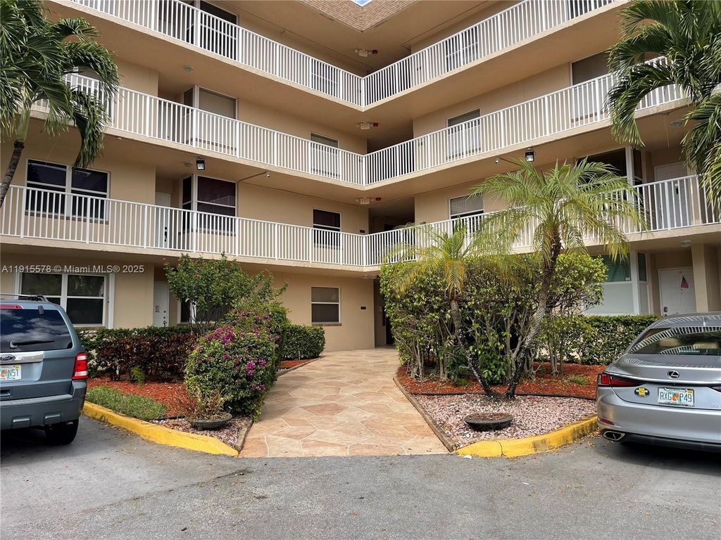 Photo of 10369 NW 24th Pl #104, Sunrise, FL 33322 (MLS # A11915578)