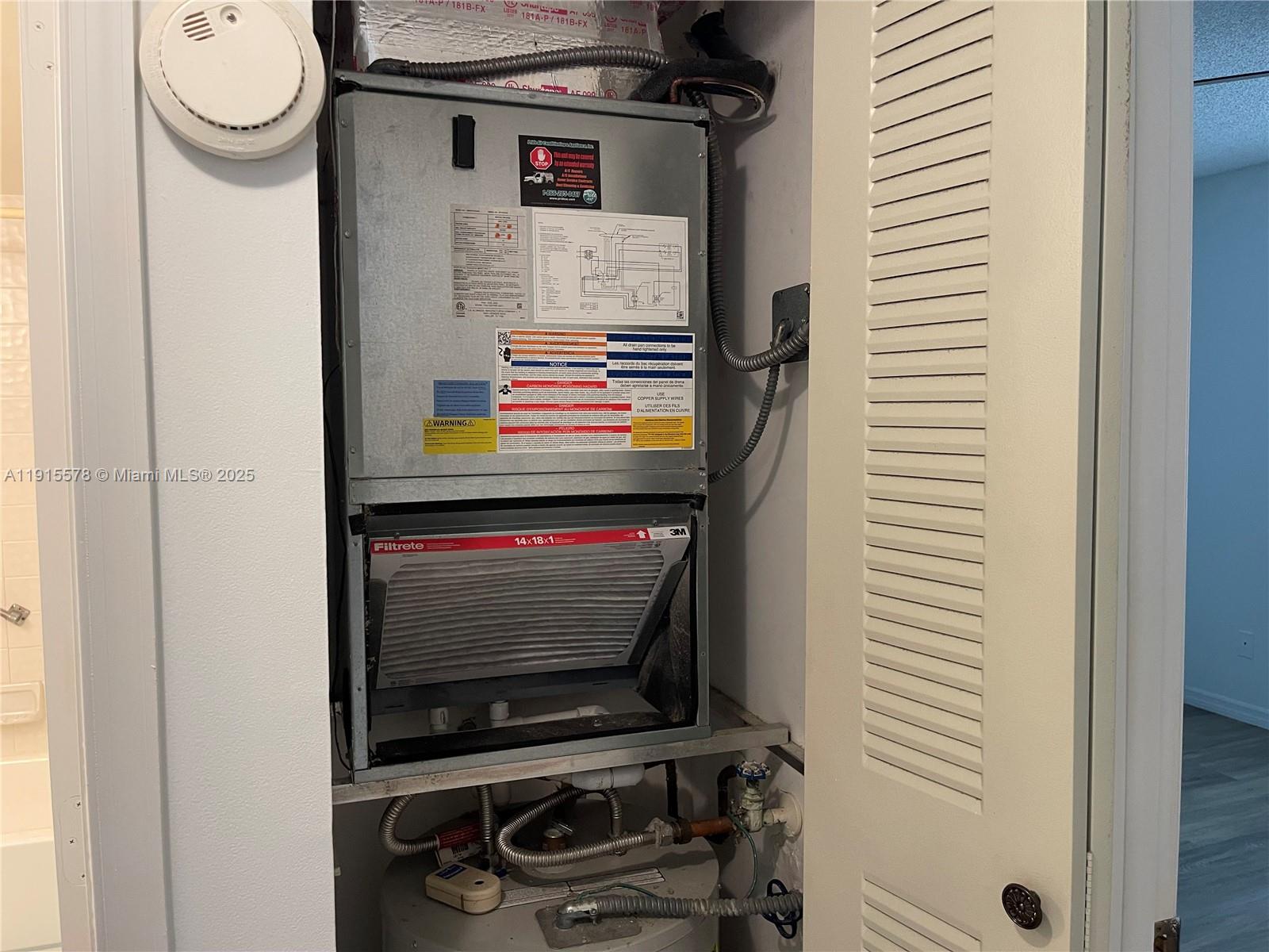 SUNRISE LAKES 187 CONDO - Residential