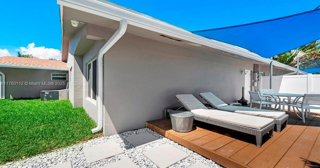 CORAL RIDGE ISLES - Residential Income