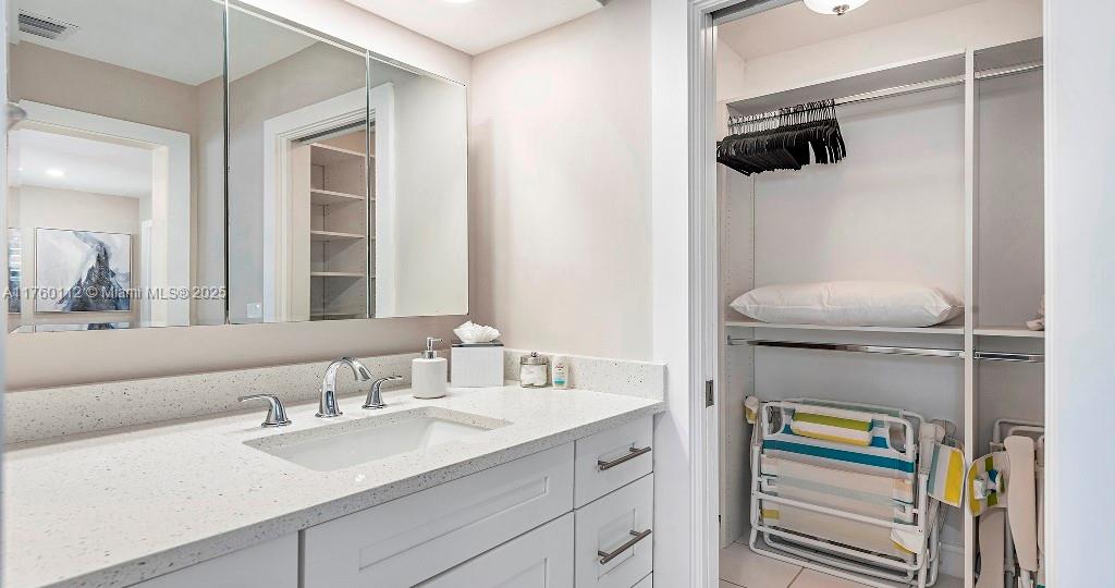 CORAL RIDGE ISLES - Residential Income