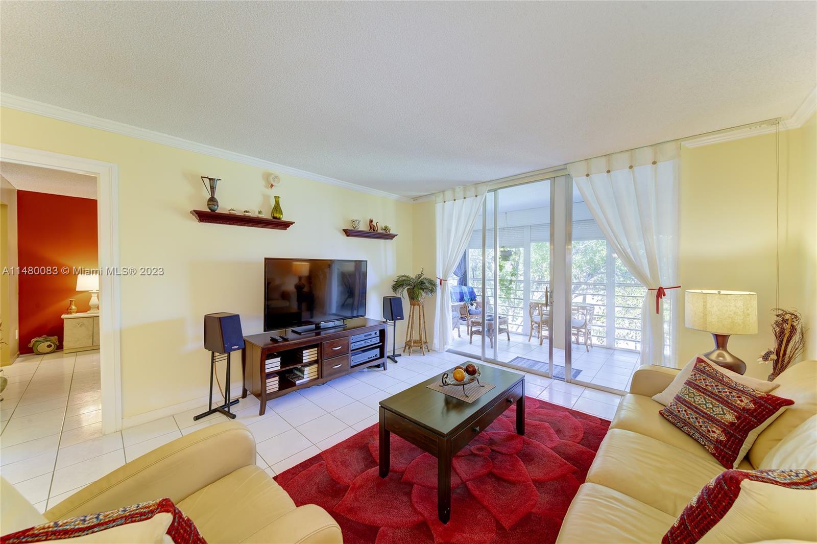 Lauderdale Lakes, Florida 33313, United States, 2 Bedrooms Bedrooms, ,2 BathroomsBathrooms,Residential,Active,68947