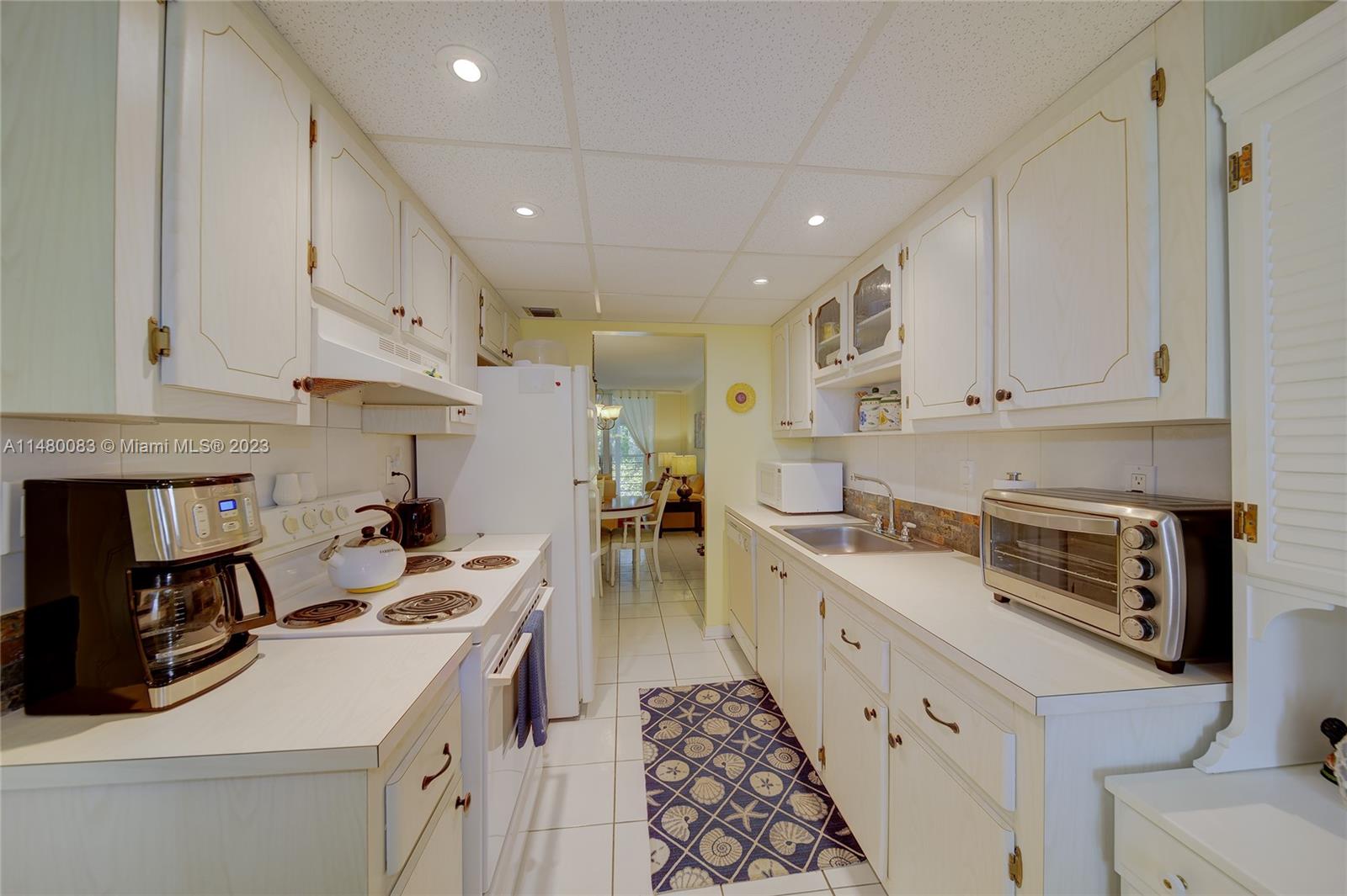 Lauderdale Lakes, Florida 33313, United States, 2 Bedrooms Bedrooms, ,2 BathroomsBathrooms,Residential,Active,68947