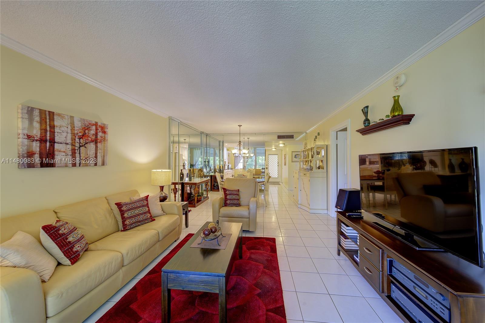 Lauderdale Lakes, Florida 33313, United States, 2 Bedrooms Bedrooms, ,2 BathroomsBathrooms,Residential,Active,68947