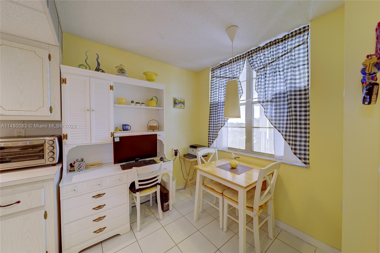Lauderdale Lakes, Florida 33313, United States, 2 Bedrooms Bedrooms, ,2 BathroomsBathrooms,Residential,Active,68947