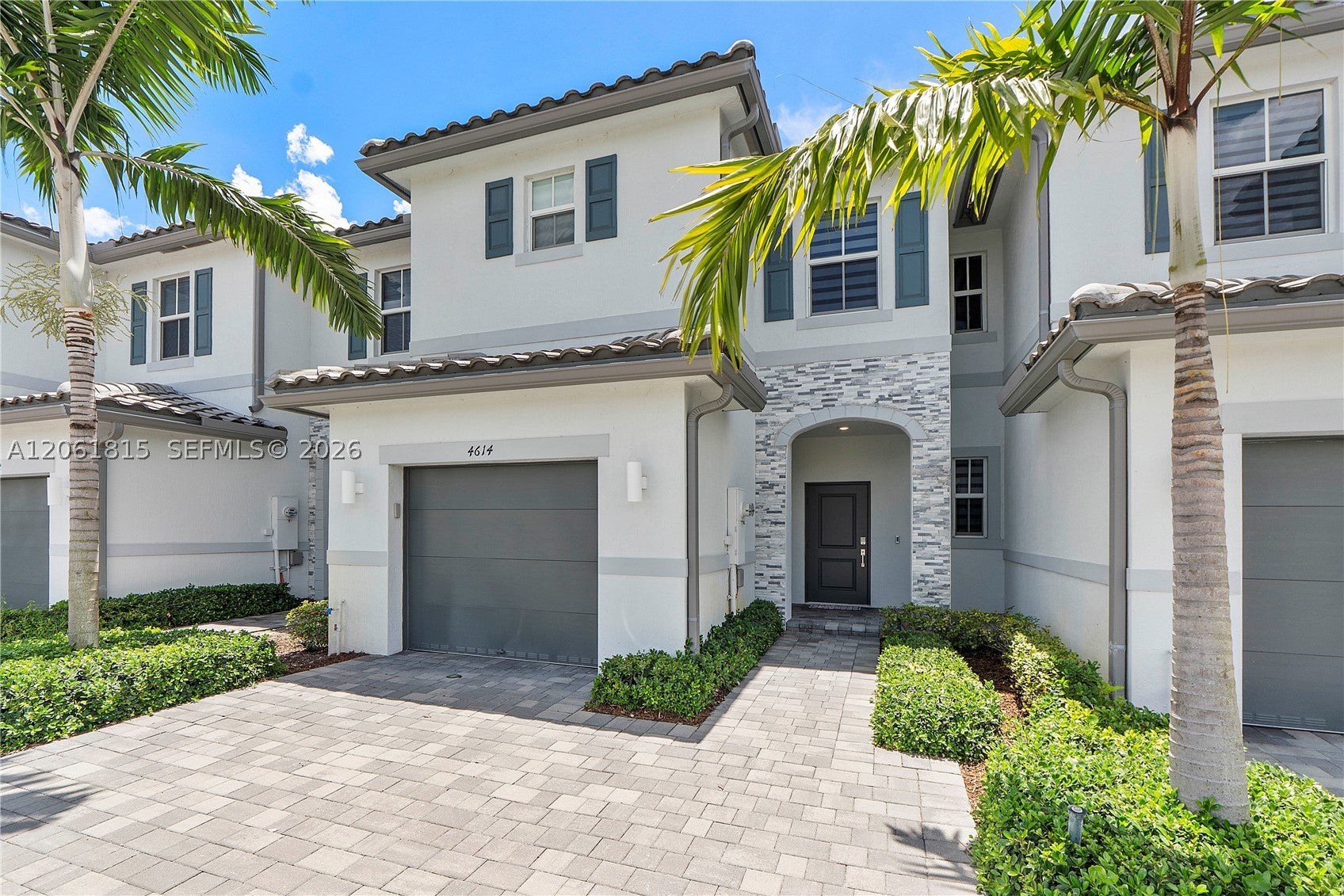4614 NW 120th Way