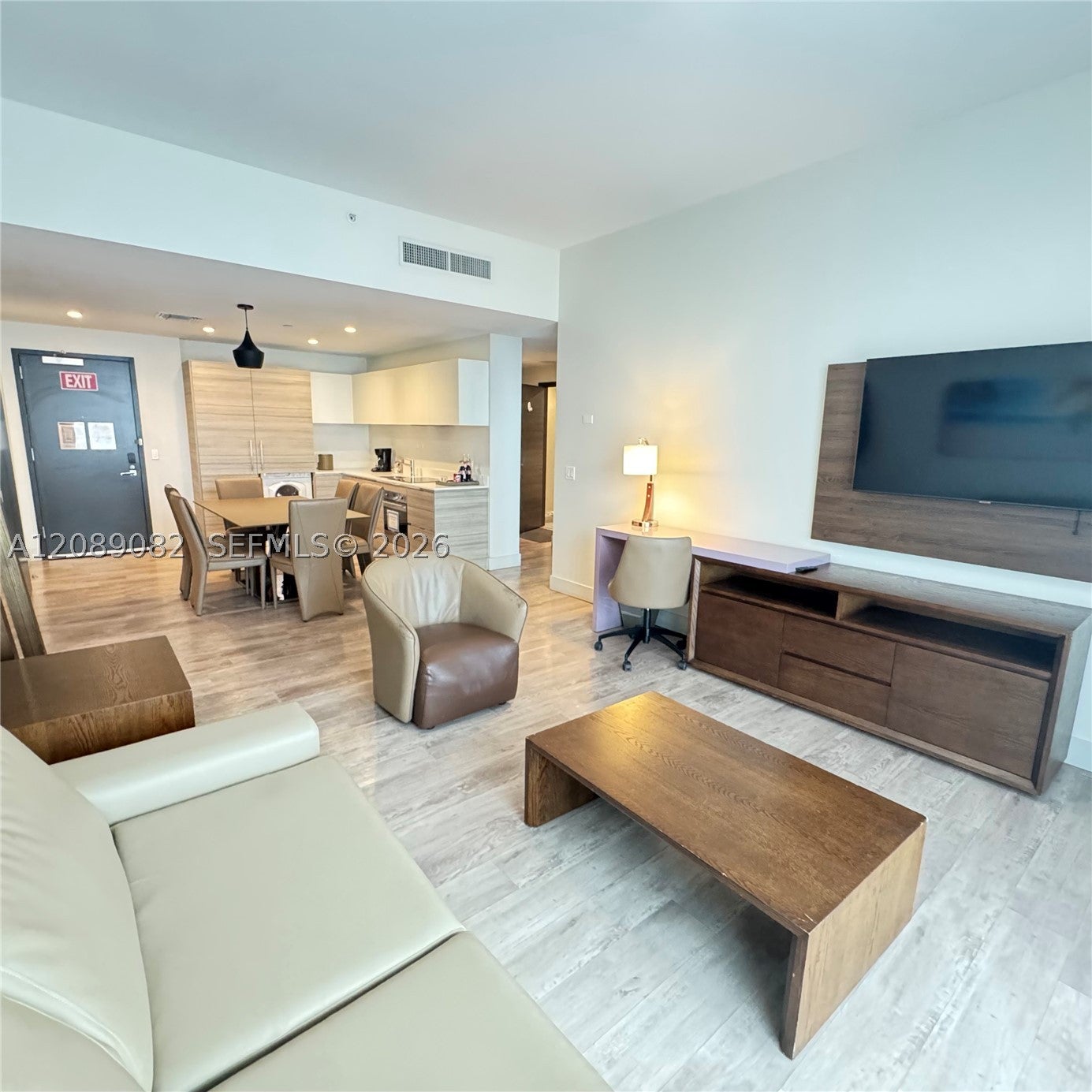 777 N Ocean Dr