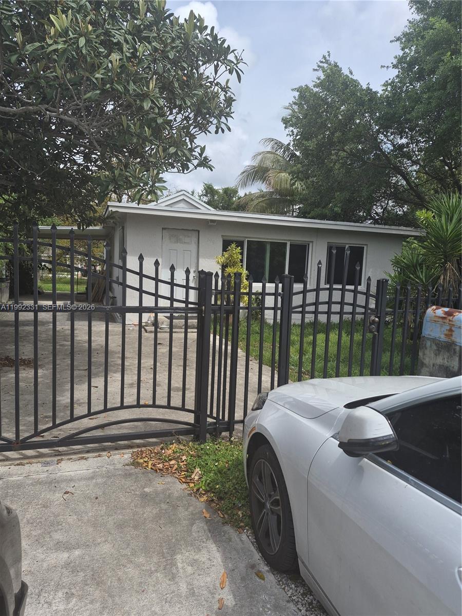 PINEWOOD PARK PL AMD 2ND - Residential