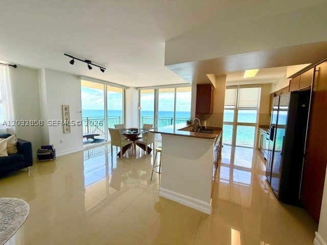 2080 S Ocean Dr 1512