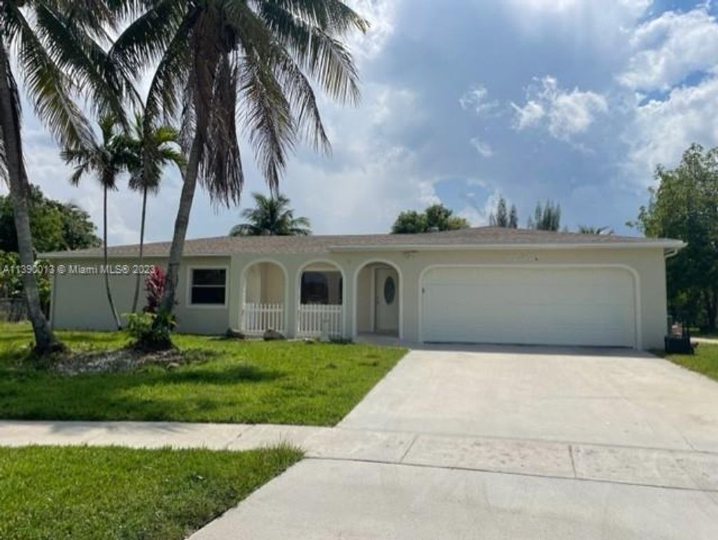 Photo of 22371 Boulder St, Boca Raton, FL 33428 (MLS # A11390013)