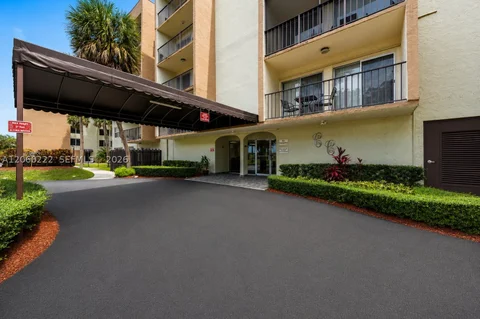 14250 Sw 62nd St Unit 521