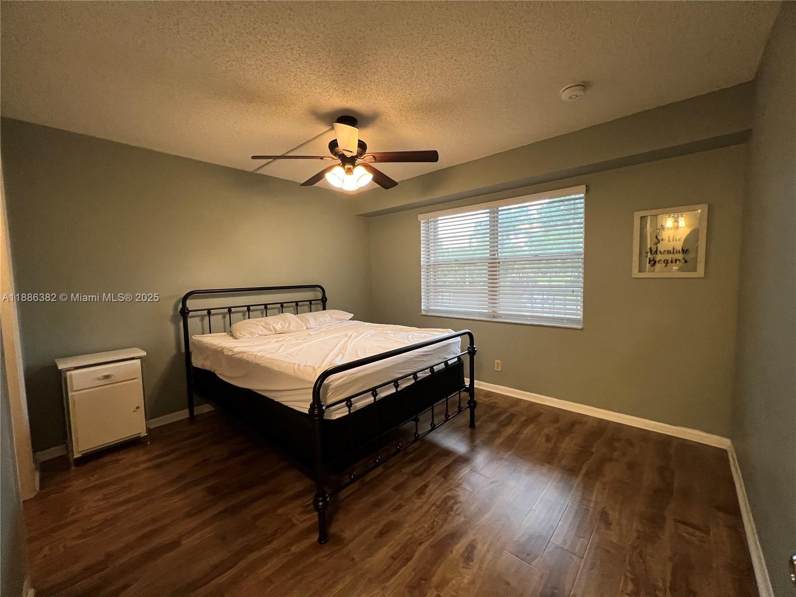 ROLLING HILLS GOLF AND TE - Residential Lease