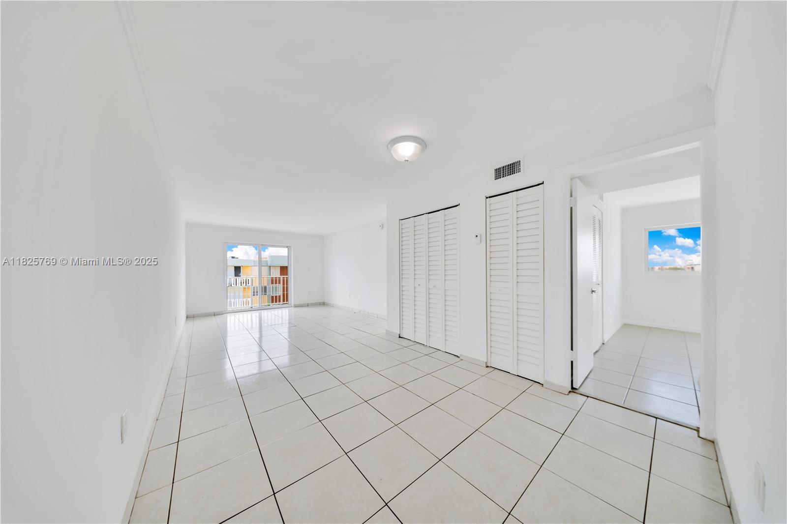 Corner unit with canal views + $5,000 seller credit at closing.
Spacious 2B/2B top-floor condo in North Beach with 930 SF, private balcony, abundant light, tile floors, en-suite primary, covered parking & on-site laundry. Just 5 blocks from the ocean. Building passed 40-year recertification, features new elevator, impact windows & completed SIRS. Financially solid: reserves over 10%, eligible for conventional financing with as little as 5% down (per lender). Enjoy a tropical pool area and walk to Tatum Park, shops & beach. Investor-friendly—rent right away. Seller will cover title insurance only if closing is done with our preferred title company.