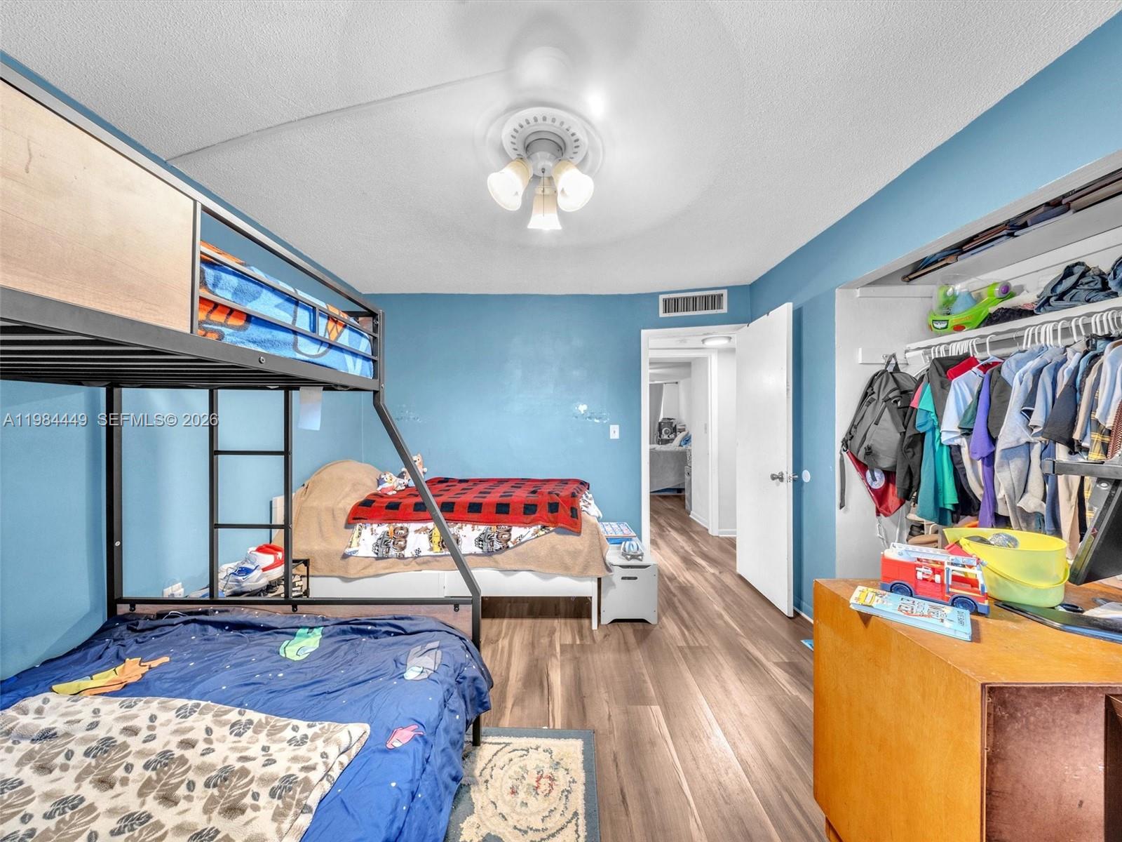 ROLLING GREEN CONDO H - Residential