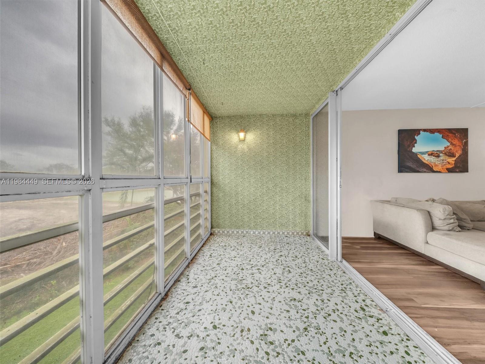ROLLING GREEN CONDO H - Residential