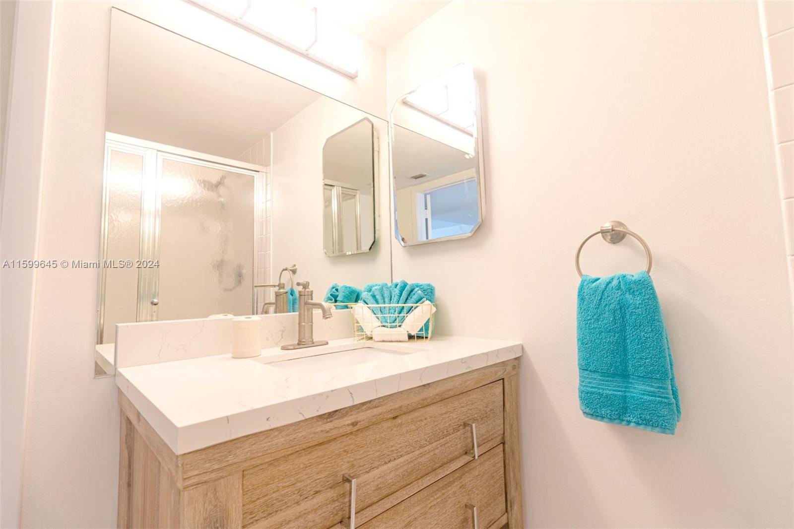 LE FRONTENAC CONDO - Residential Lease