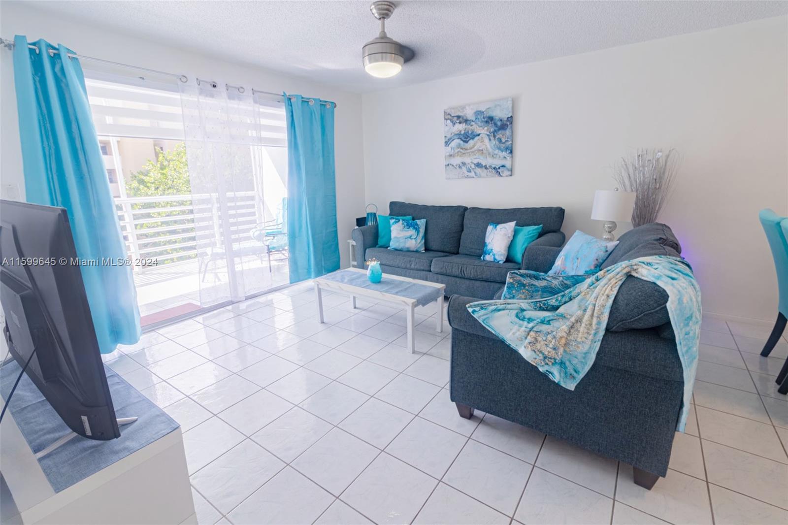 LE FRONTENAC CONDO - Residential Lease
