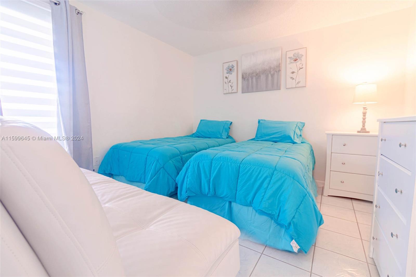LE FRONTENAC CONDO - Residential Lease