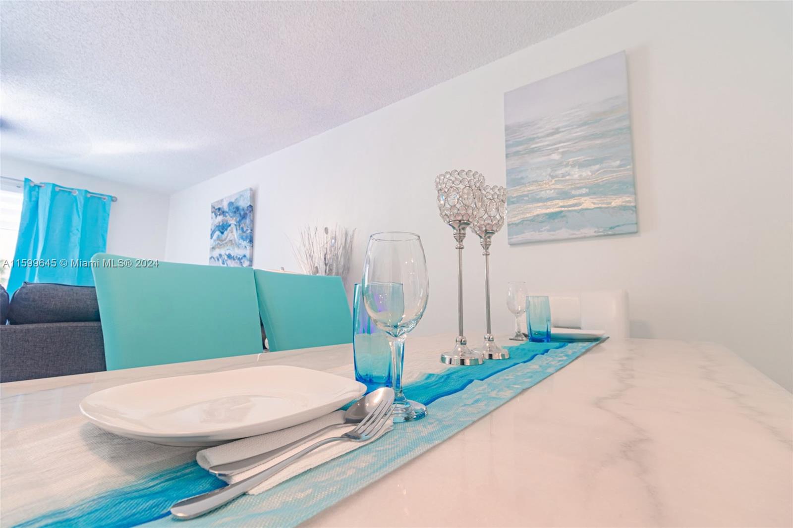 LE FRONTENAC CONDO - Residential Lease