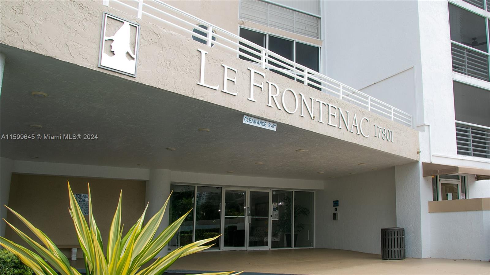 LE FRONTENAC CONDO - Residential Lease