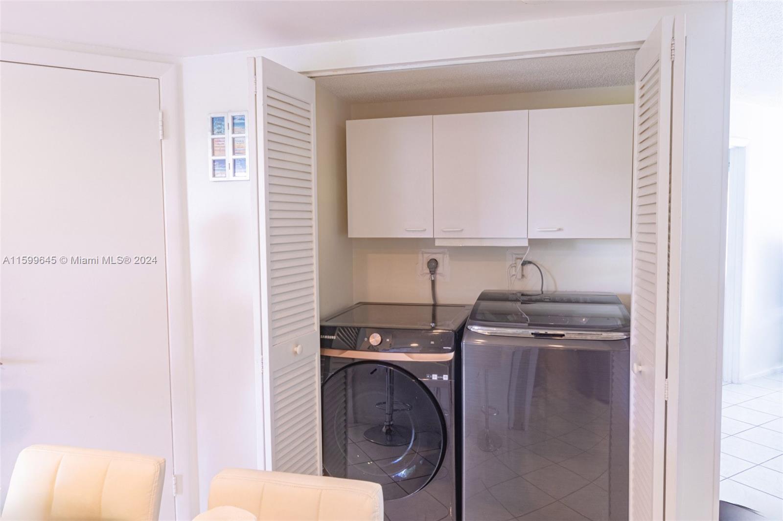 LE FRONTENAC CONDO - Residential Lease