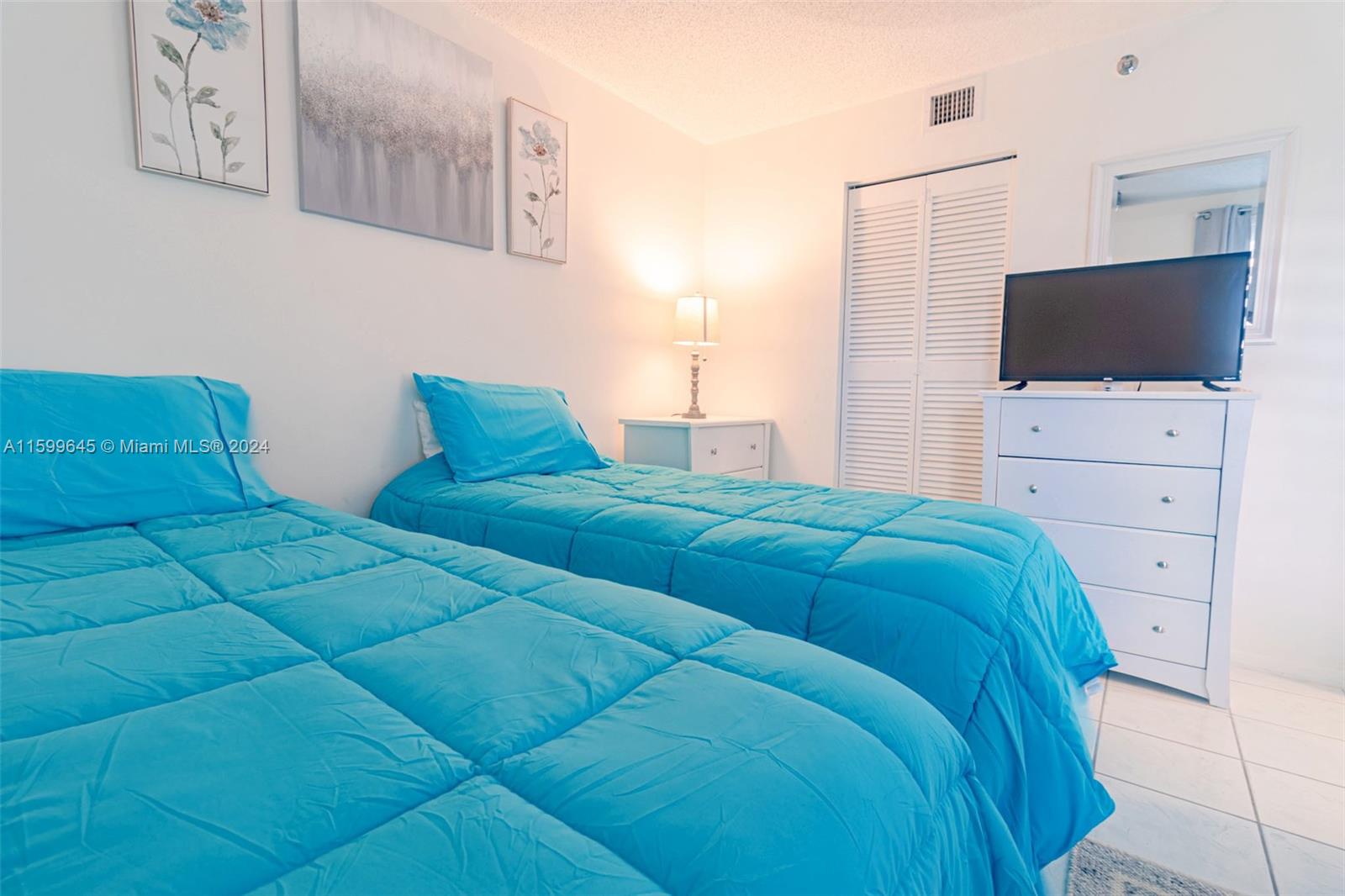LE FRONTENAC CONDO - Residential Lease