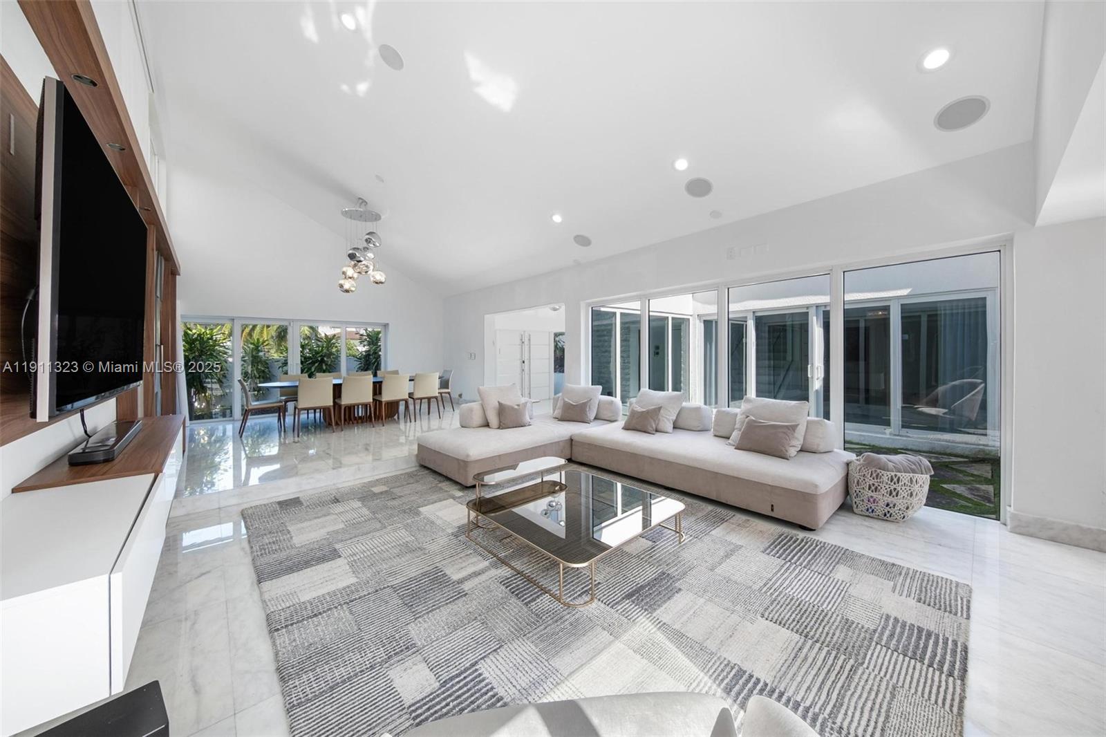 GOLDEN ISLES ESTATES - Residential