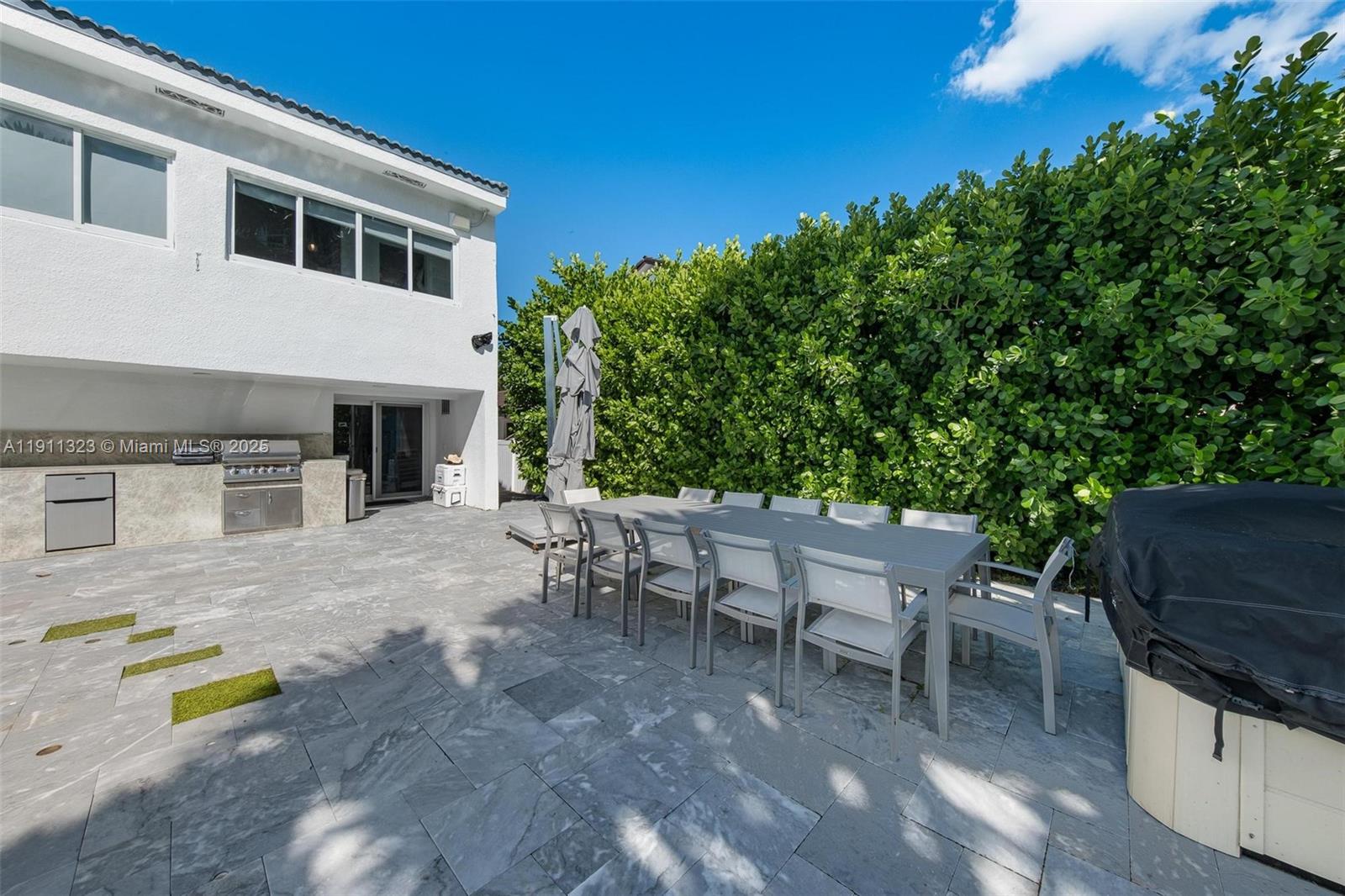 GOLDEN ISLES ESTATES - Residential