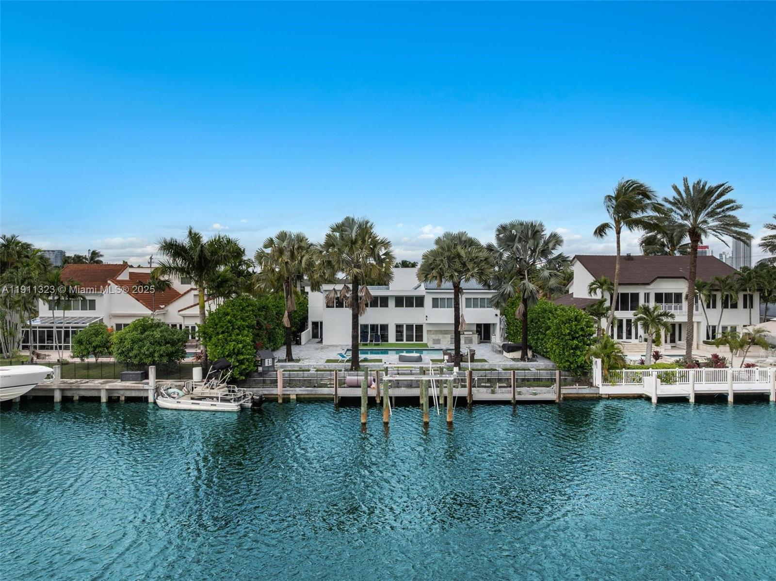 GOLDEN ISLES ESTATES - Residential