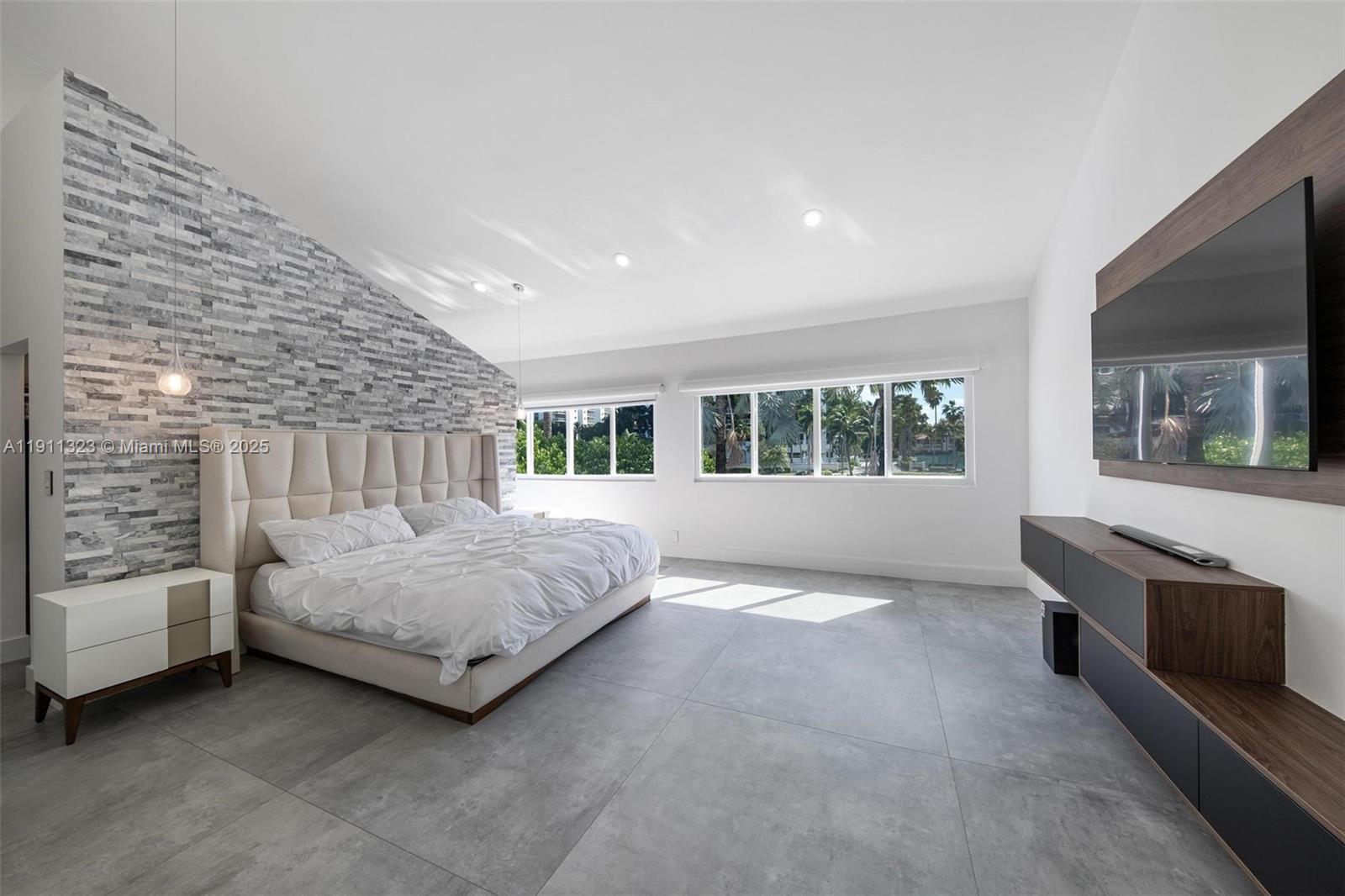 GOLDEN ISLES ESTATES - Residential