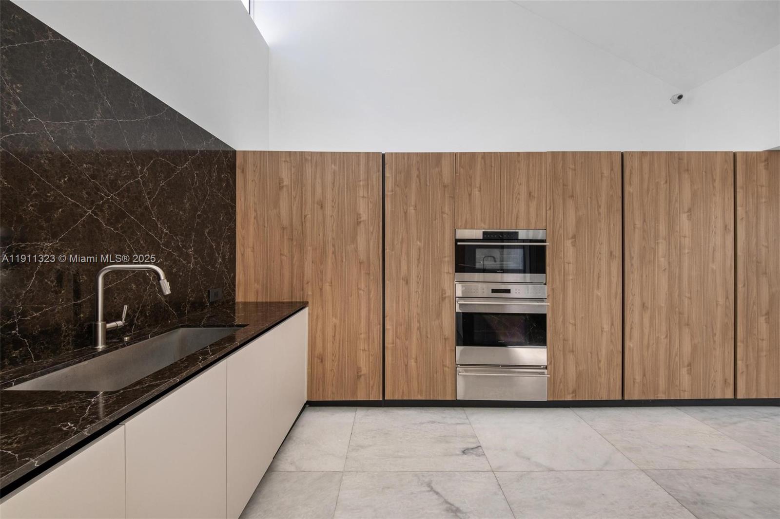 GOLDEN ISLES ESTATES - Residential