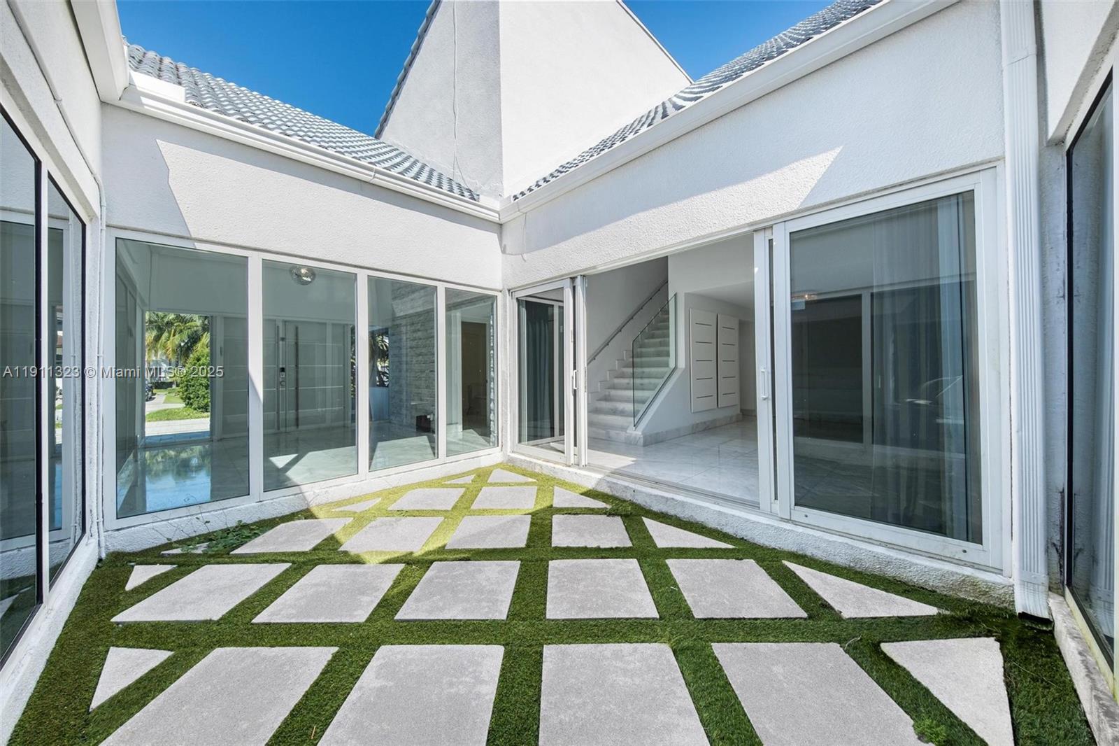 GOLDEN ISLES ESTATES - Residential