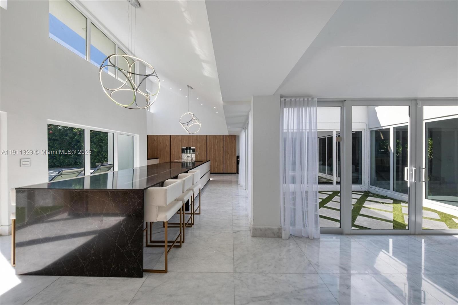 GOLDEN ISLES ESTATES - Residential