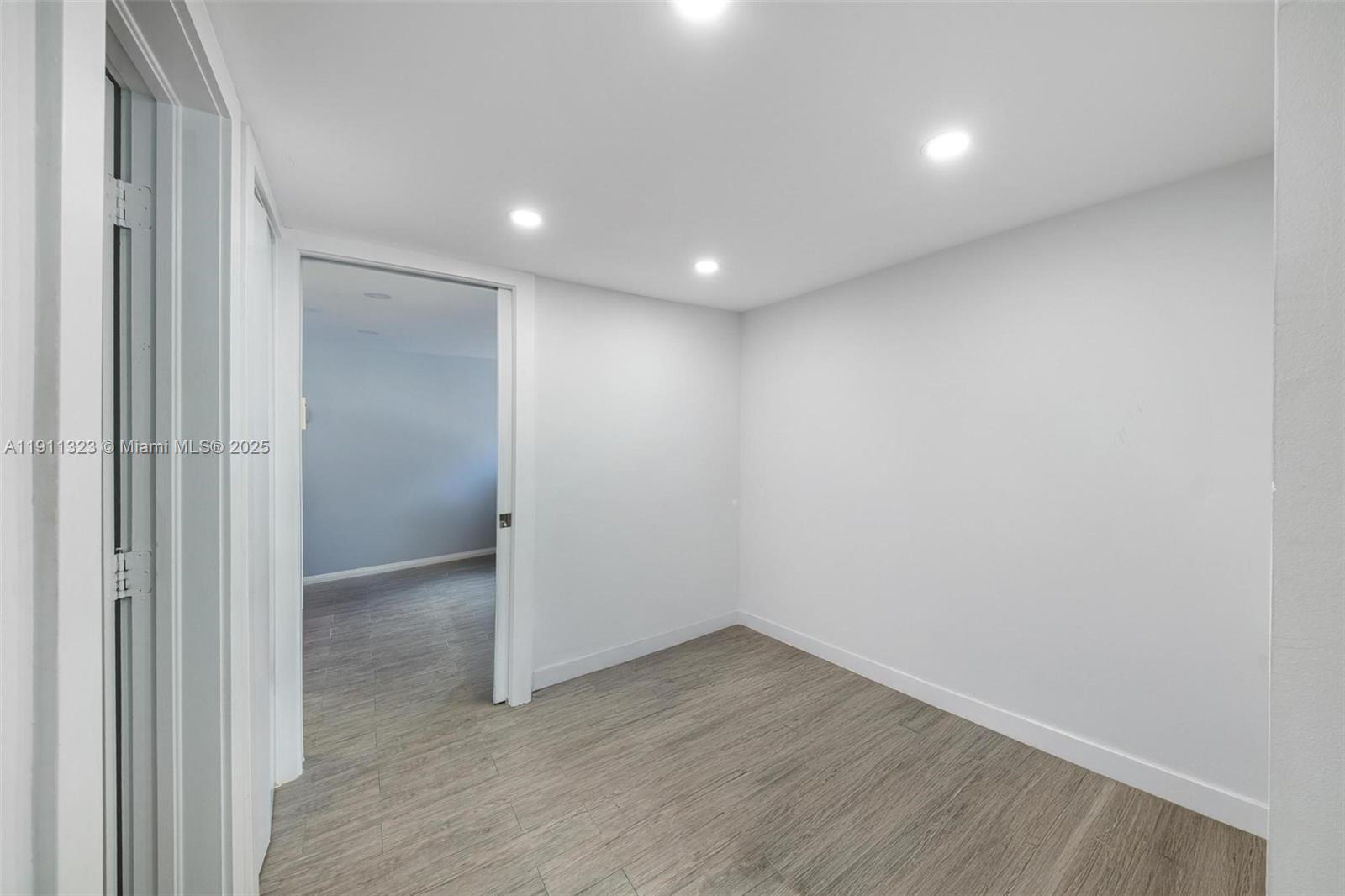 GOLDEN ISLES ESTATES - Residential