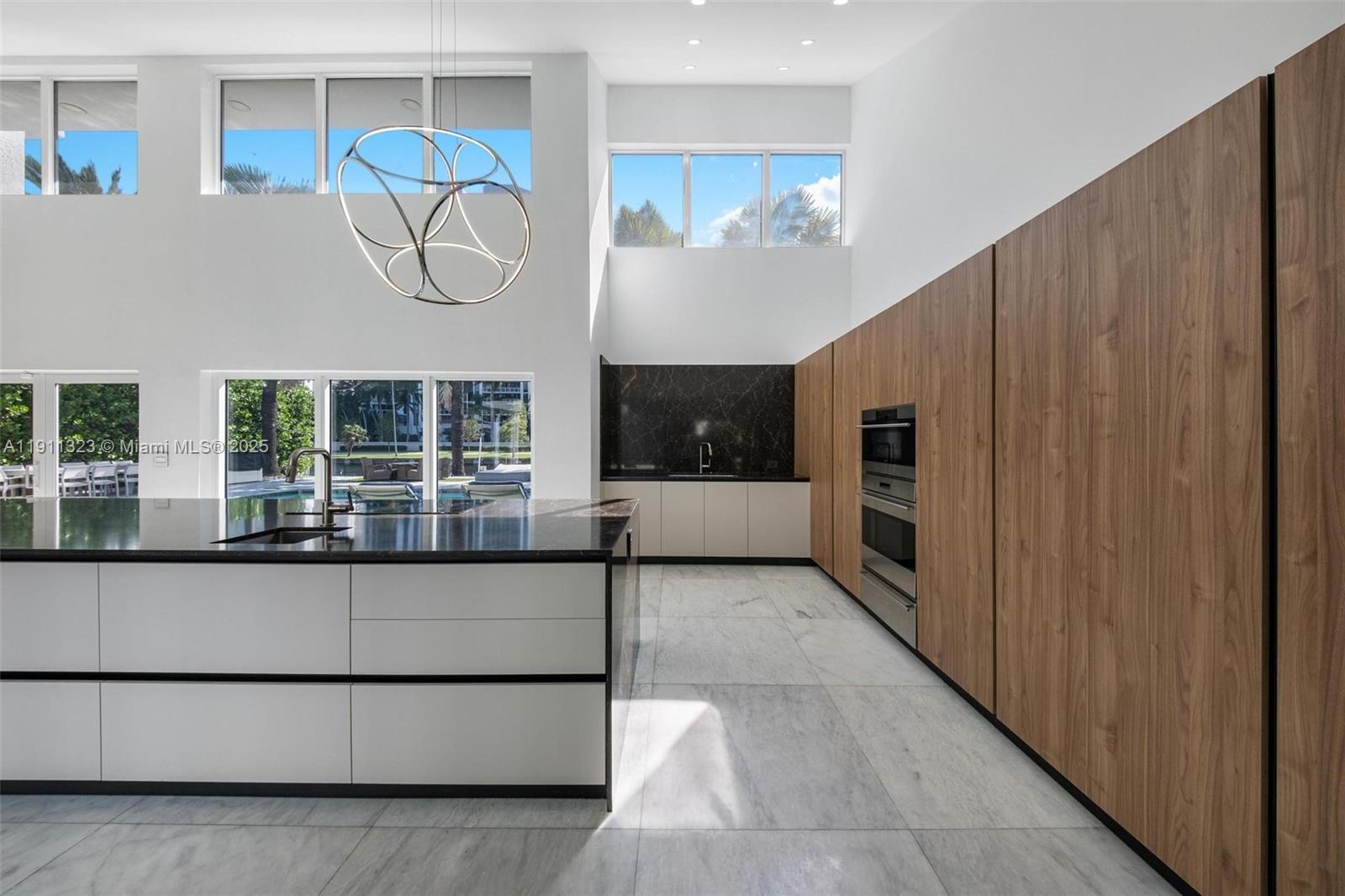 GOLDEN ISLES ESTATES - Residential