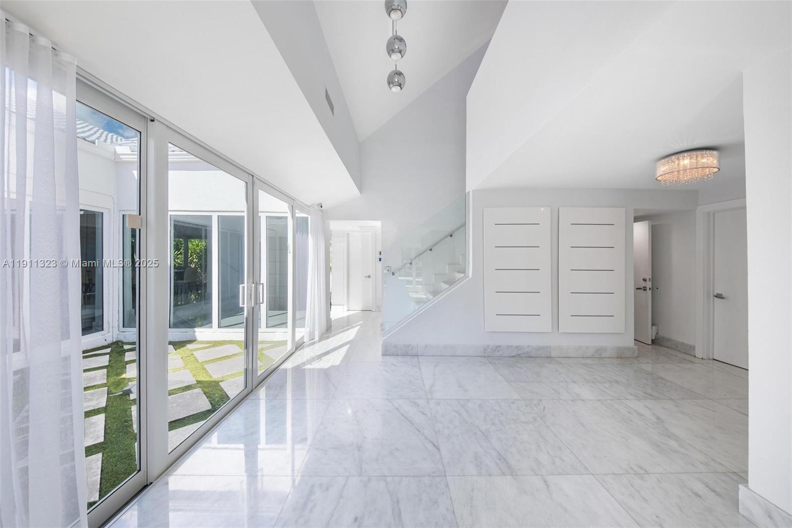 GOLDEN ISLES ESTATES - Residential