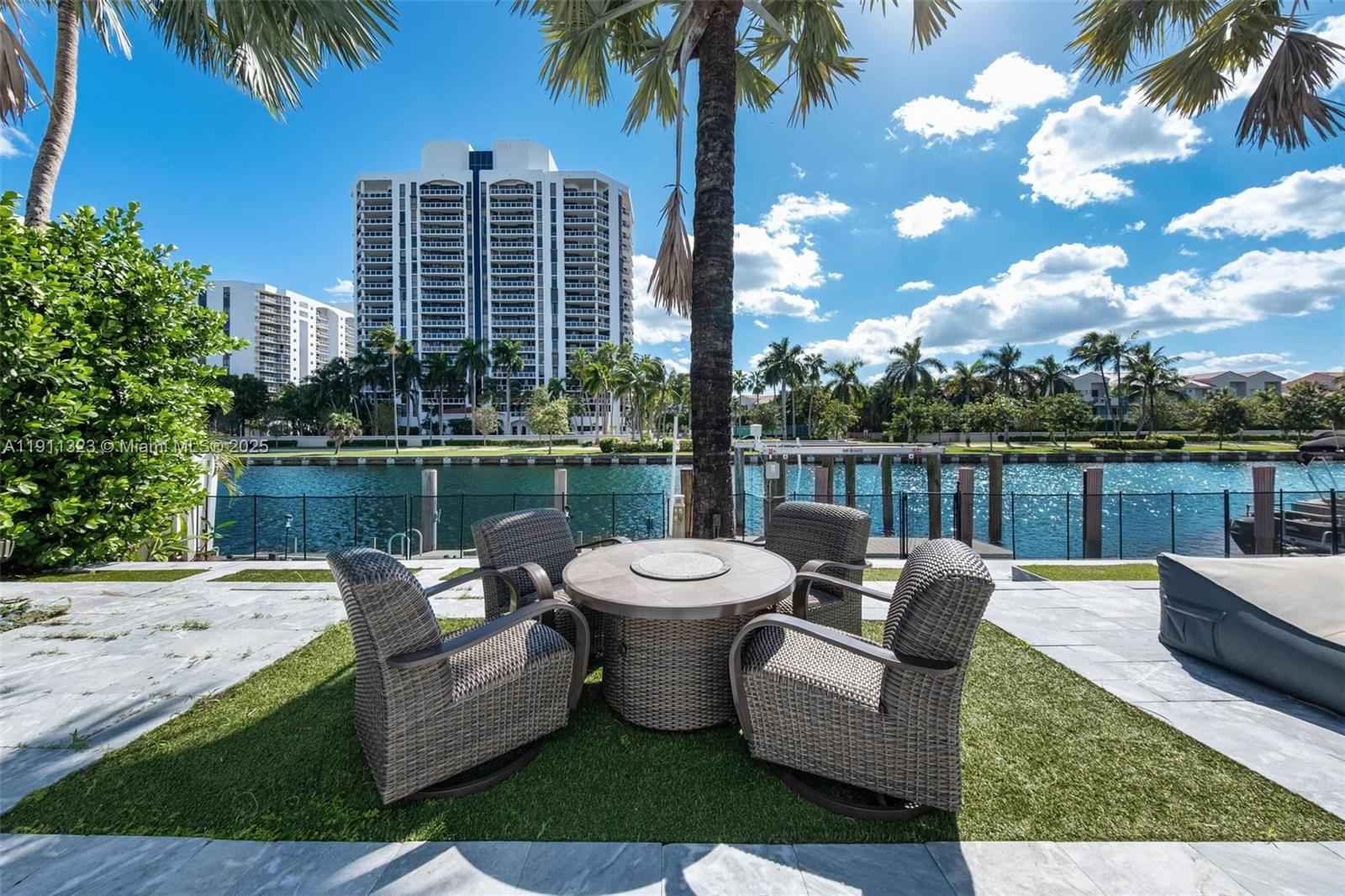 GOLDEN ISLES ESTATES - Residential