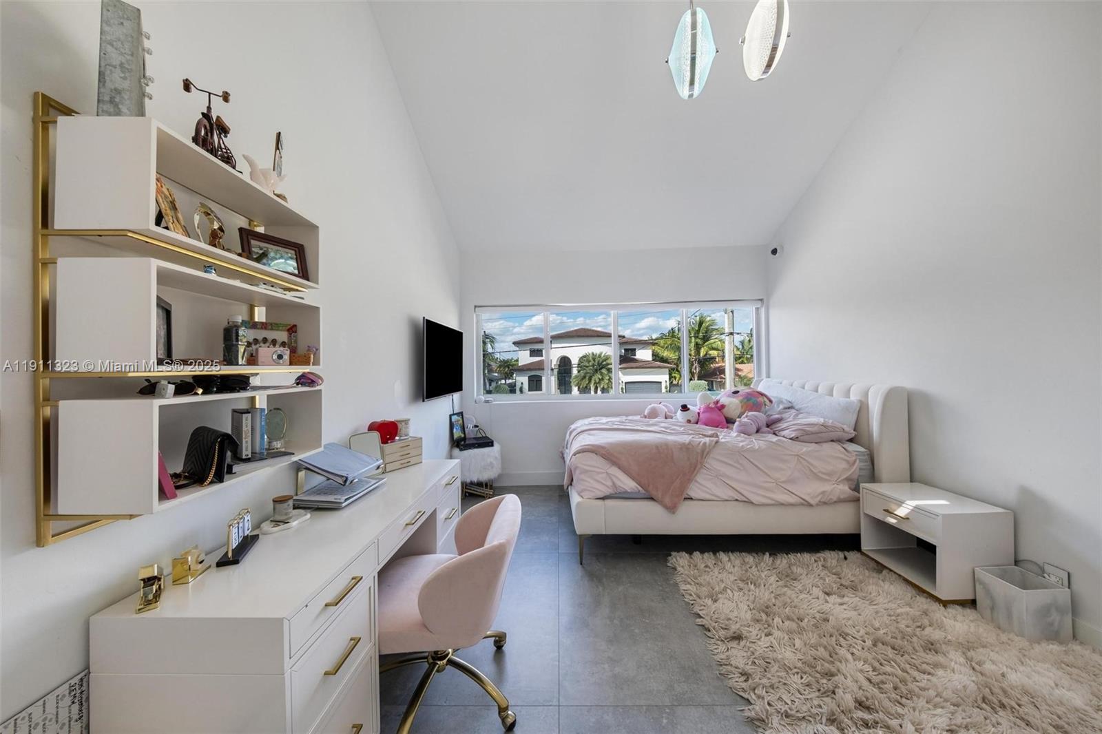 GOLDEN ISLES ESTATES - Residential