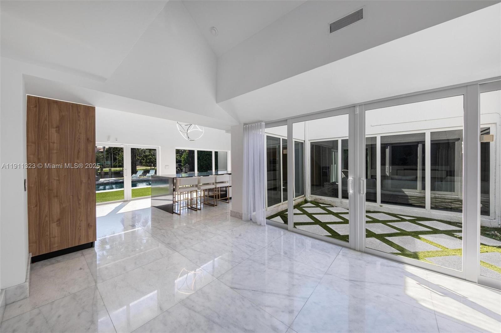 GOLDEN ISLES ESTATES - Residential