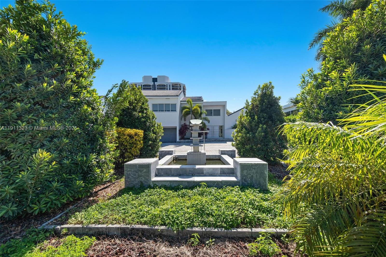 GOLDEN ISLES ESTATES - Residential