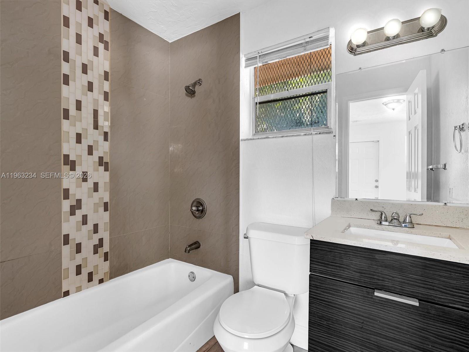 FRANKLIN PARK - Residential Income