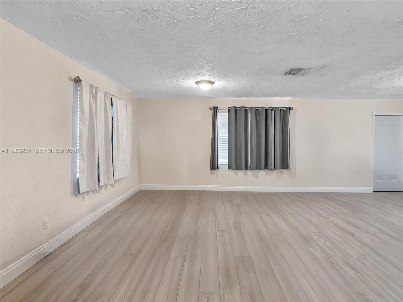 FRANKLIN PARK - Residential Income