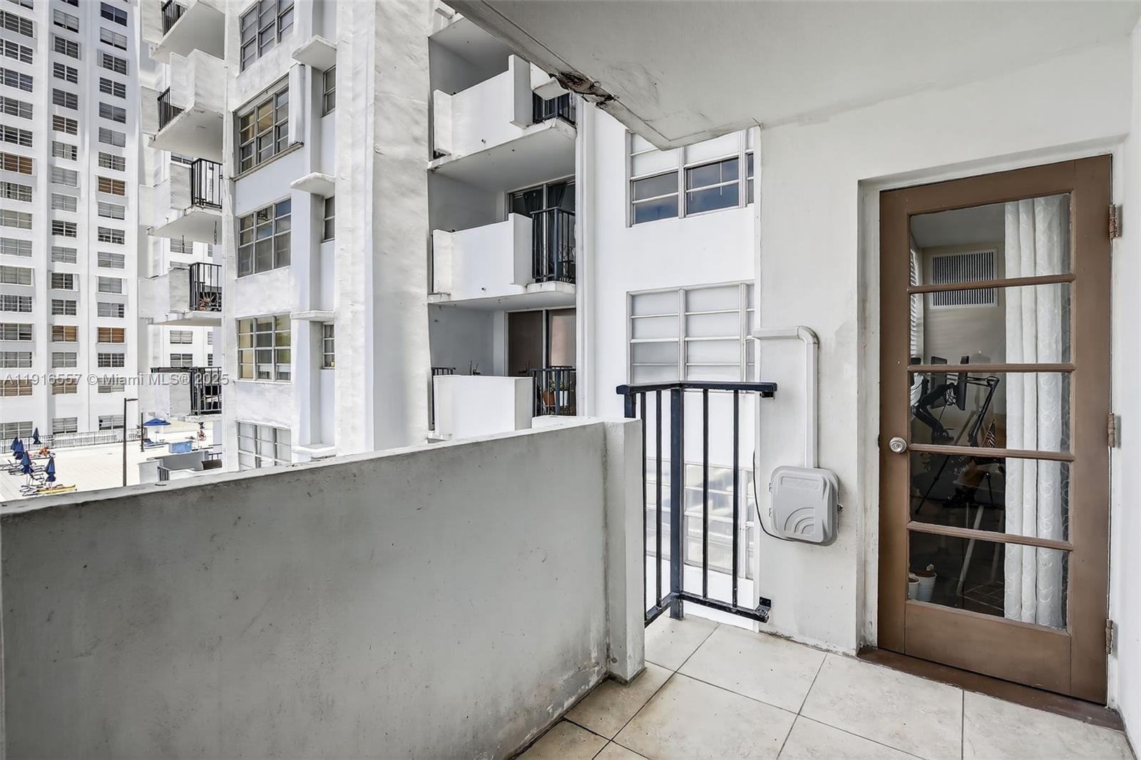 COMMODORE PLAZA CONDO - Residential Lease