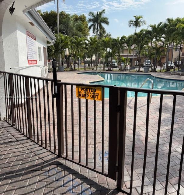 MIRA VILLAS CONDO - Residential