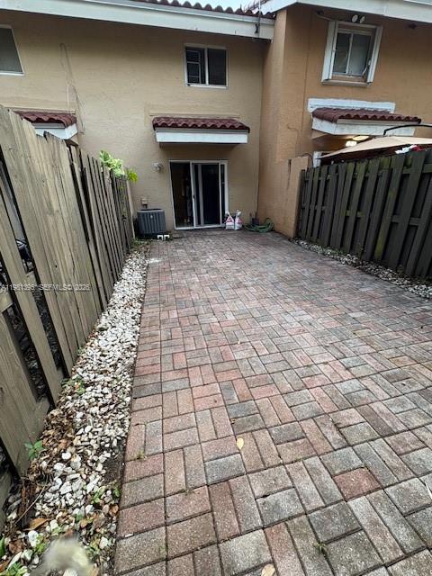 MIRA VILLAS CONDO - Residential