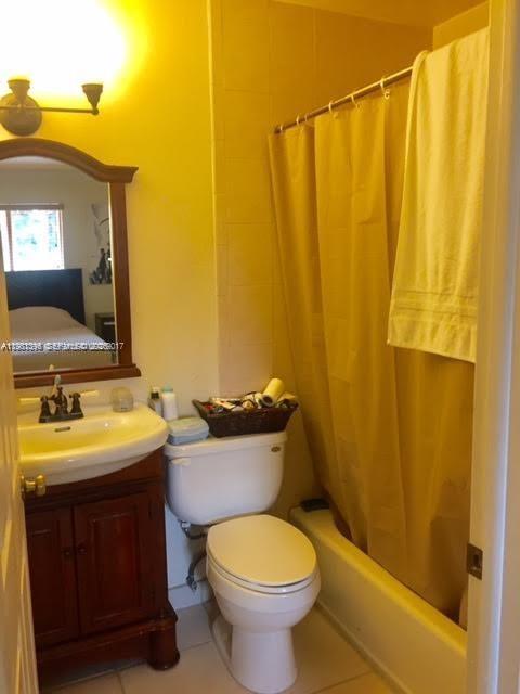 MIRA VILLAS CONDO - Residential