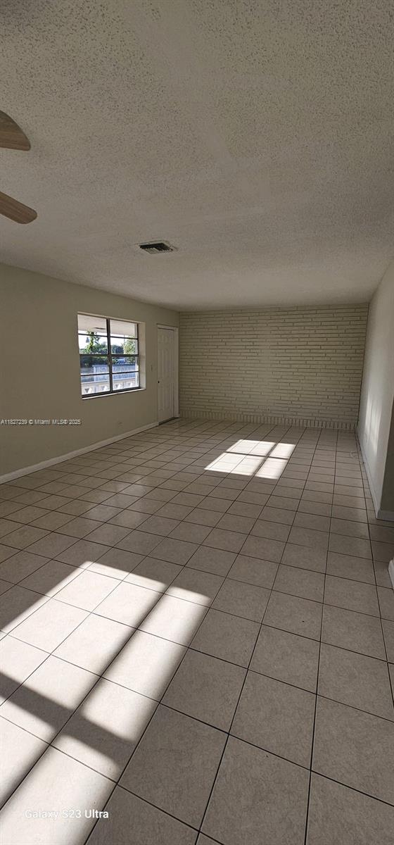 6012 SW 33rd St 202