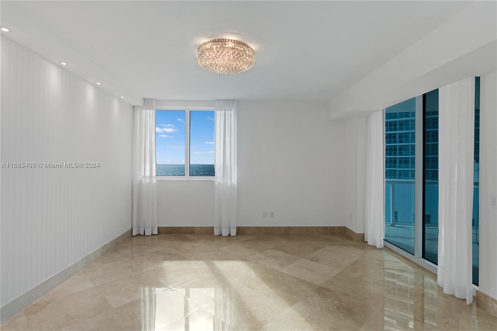 MOSAIC ON MIAMI BEACH CON - Residential