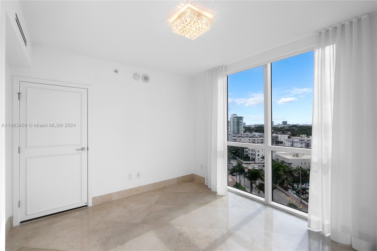 MOSAIC ON MIAMI BEACH CON - Residential