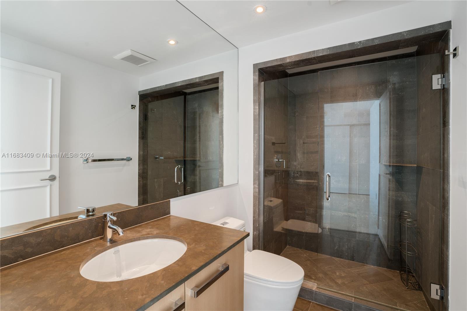 MOSAIC ON MIAMI BEACH CON - Residential